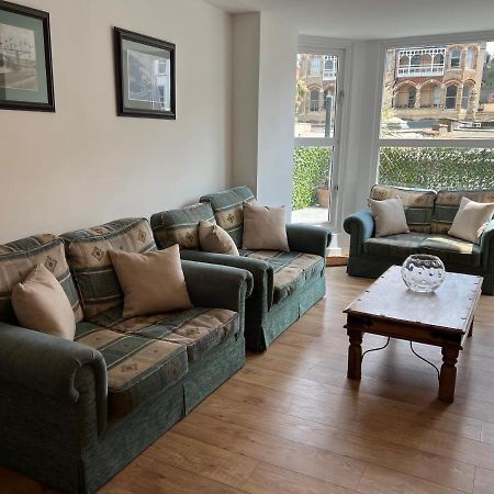 Beautiful Apartment,No 1, With Parking Ilfracombe Luaran gambar