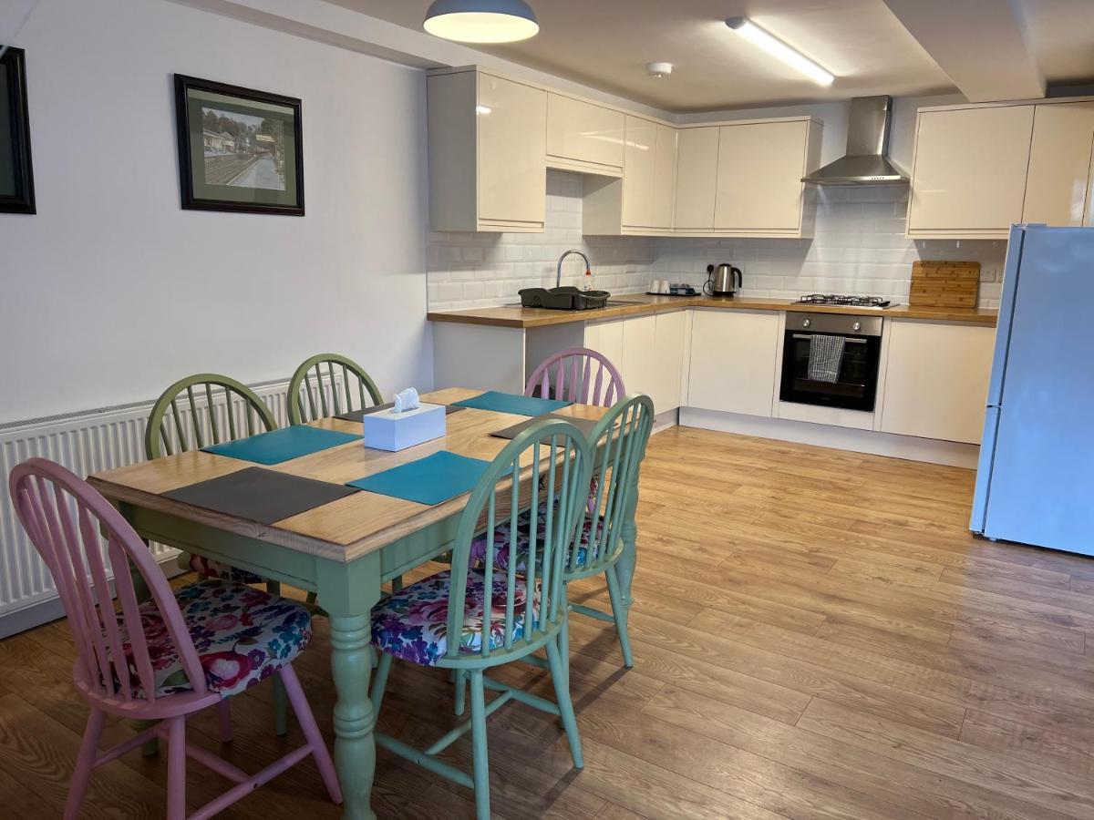 Beautiful Apartment,No 1, With Parking Ilfracombe Luaran gambar