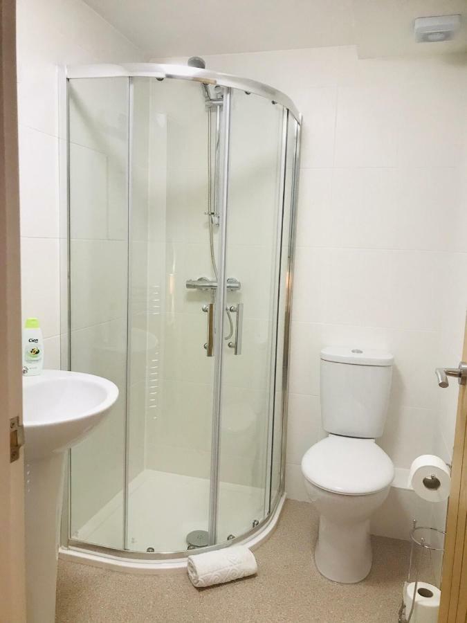 Beautiful Apartment,No 1, With Parking Ilfracombe Luaran gambar