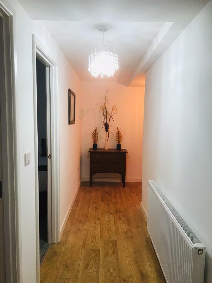 Beautiful Apartment,No 1, With Parking Ilfracombe Luaran gambar